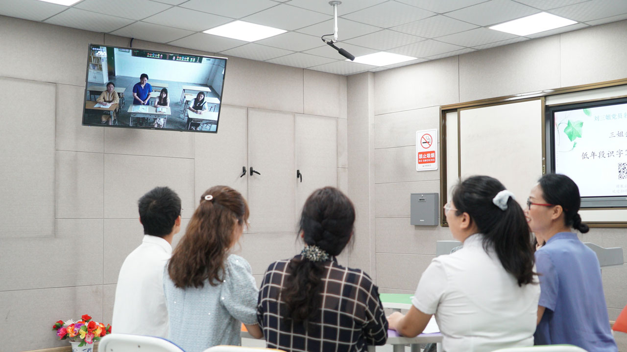 贛州市章貢區(qū)基于專遞課堂的區(qū)域研修，助力城鄉(xiāng)教育一體化發(fā)展-(4).jpg